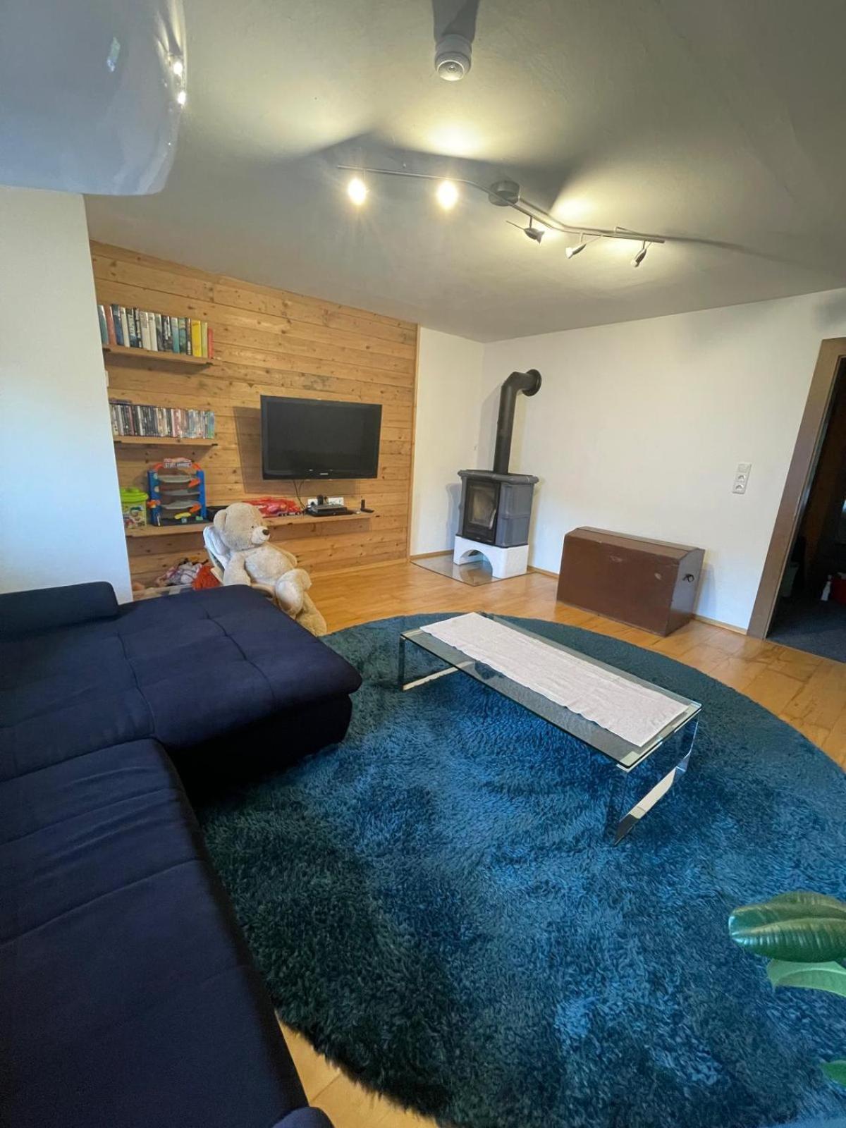 Upcycling Appartement Fischl - Nachhaltig Und Kreativ Wohnen Fuer Gross Und Klein Jenbach Ngoại thất bức ảnh